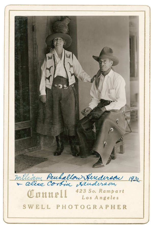 Poet Alice Corbin Henderson and her husband painter William Penhallow Henderson, Santa Fe, New Mexico, 1932. Photograph by Will Connell. Courtesy Palace of the Governors Photo Archives (NMHM/DCA), neg. no. 059757.
