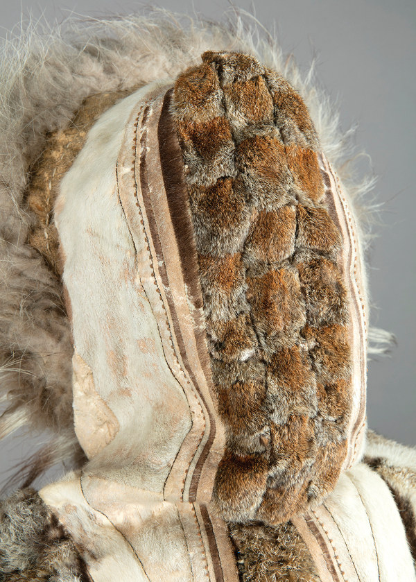 Iñupiaq ancestor artist, Qusru aq (woman’s “fancy parka”) (detail), late
nineteenth–early twentieth century. Arctic ground squirrel fur, wolf or wolverine fur, hide, wool felt. 59 × 49 in. Museum of International Folk Art, IFAF Collection,
gift of Louis Criss, FA.1974.42.1. Photograph by Addison Doty.